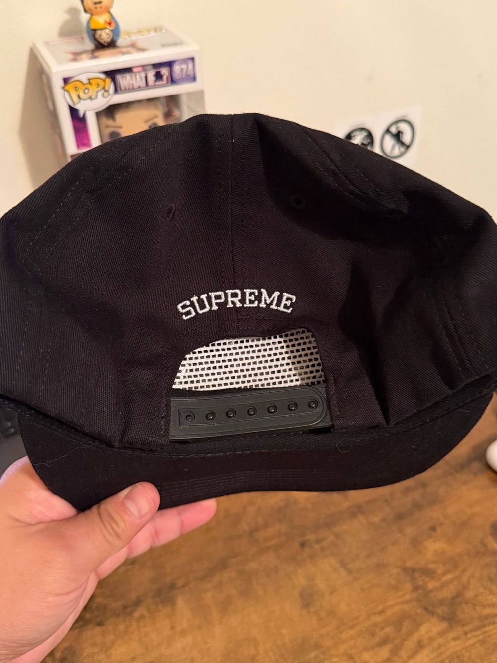 Supreme Mary 5-Panel Cap in Black from their Fall/Winter 2019 (FW19) collection - Picture 4 of 8